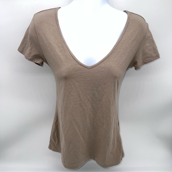 H&M Tan Short Sleeve V-Neck Top - Picture 1 of 9